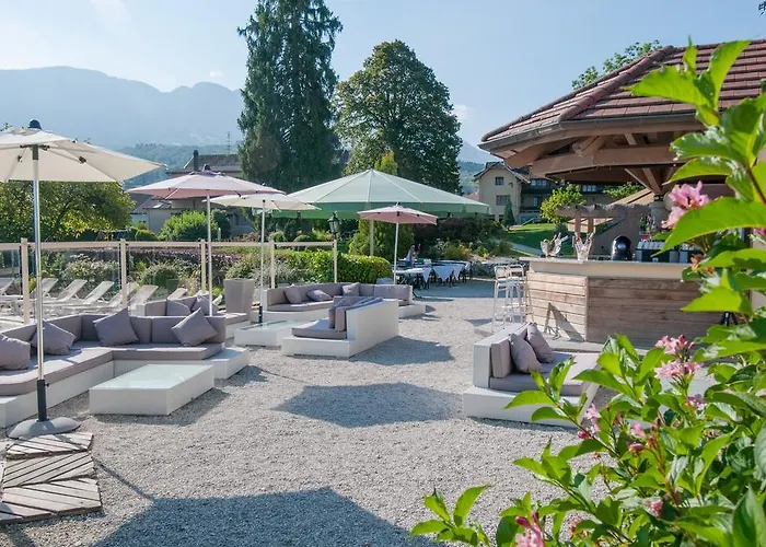 Résidence Hôtelière Spa Les Chataigniers Saint-Jorioz
