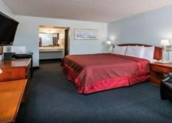Oyo Hotel Muskogee Near Creek Nation Casino - Hwy 64