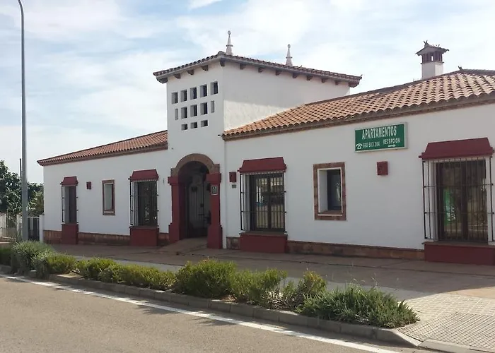 Apartamentos Turísticos - Hostal Los Alisos