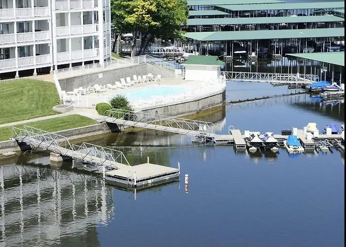 Family Fun Lakefront Condo At Parkview Bay