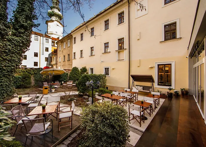 Beigli Hotel & Garden