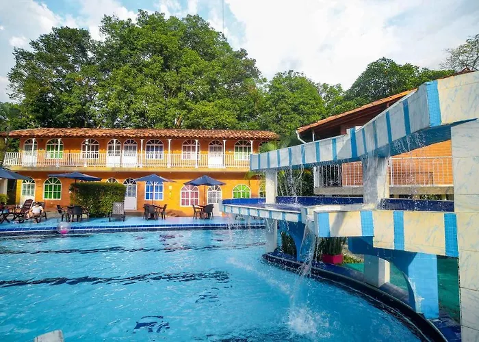 Hotel Porton de Occidente