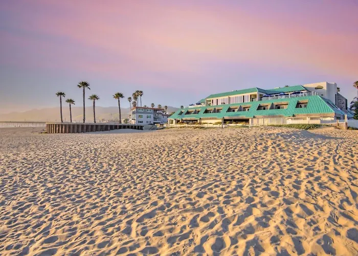 Seaventure Beach Hotel
