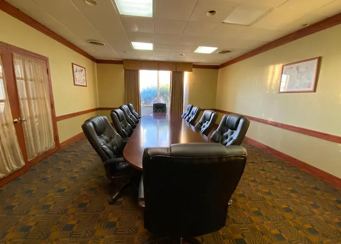 Quality Inn Alice