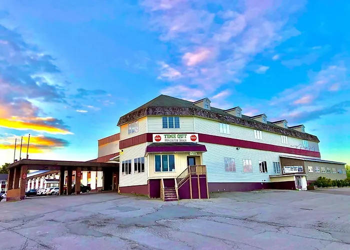 Presque Isle Hotel
