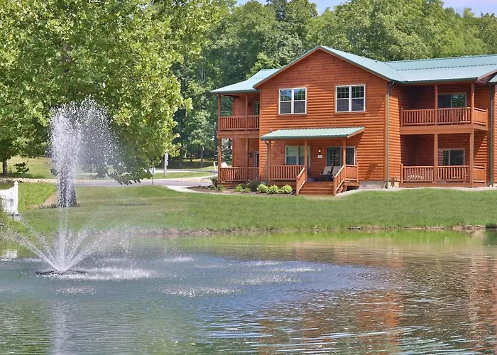Waterview Lodge By Amish Country Lodging