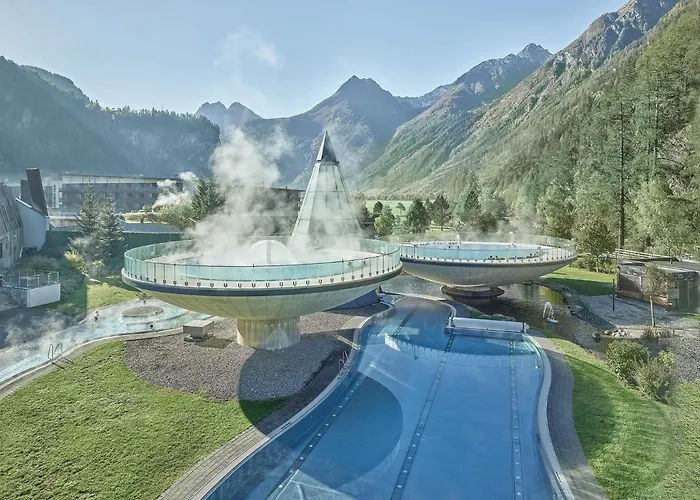 Aqua Dome 4 Sterne Superior & Tirol Therme Laengenfeld