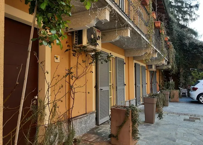 Corte Delle Rose Voghera