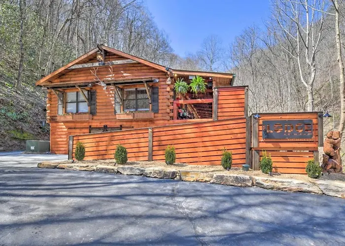 The Lodge Nantahala River
