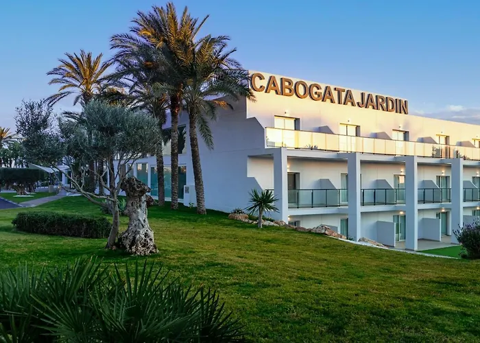 Hotel Cabogata Jardín