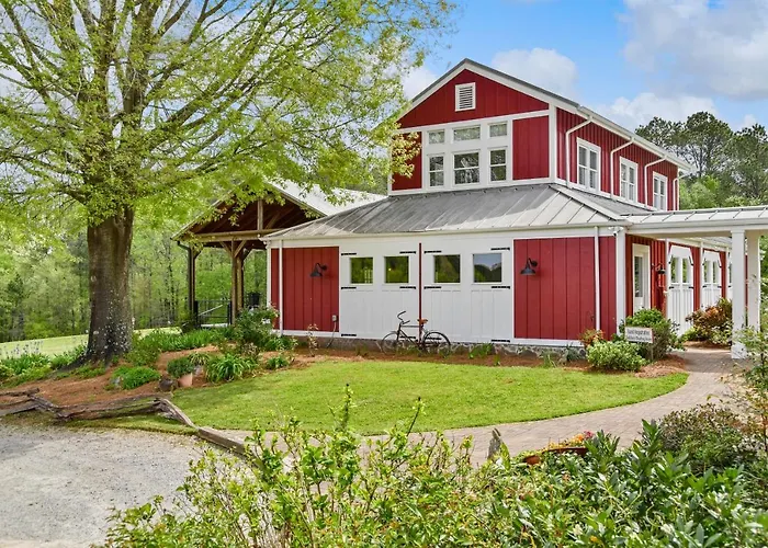 The Farmhouse Inn