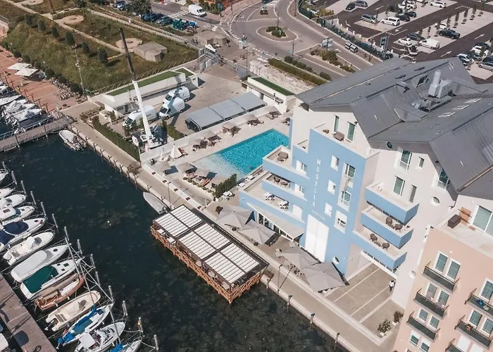 Mosella Suite Hotel Sottomarina