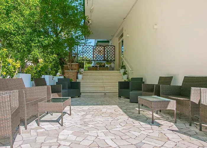 Hotel Mara