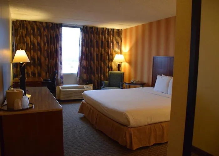 E Hotel Banquet & Conference Center
