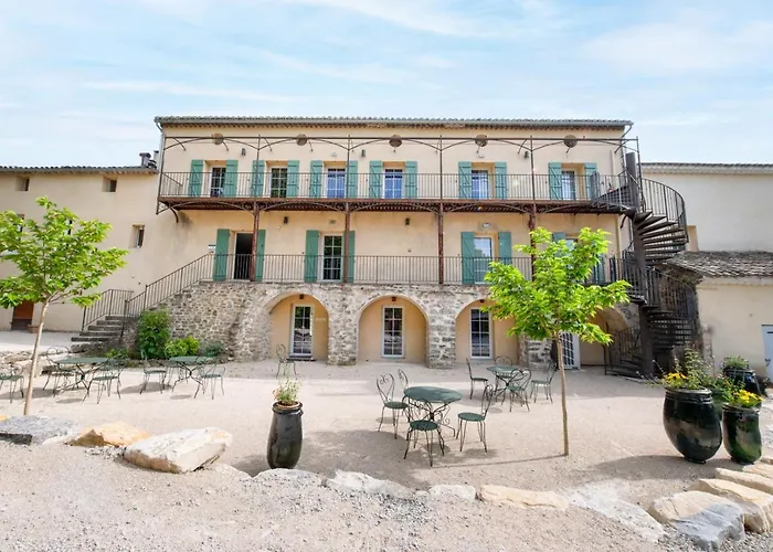 Hôtel&SPA Ventoux Provence Domaine des Tilleuls