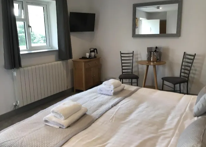 Hunters Lodge Barnstaple