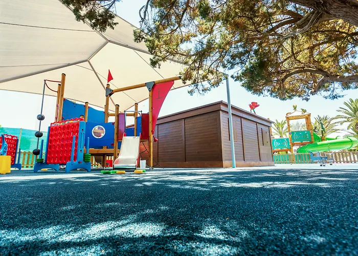 Globales Los Delfines