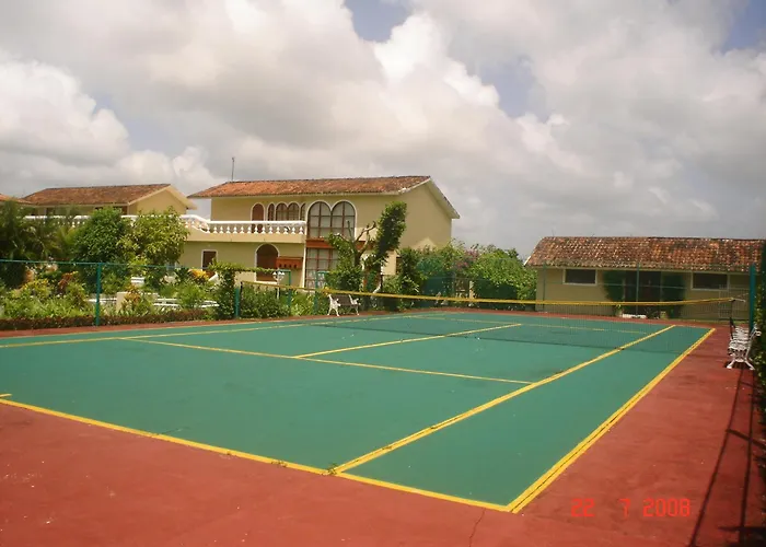 Villablanca Garden Beach Hotel