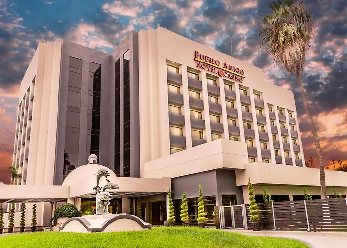 Pueblo Amigo Hotel Plaza Y Casino
