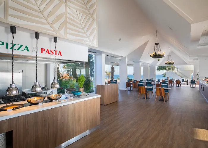 Leonardo Plaza Cypria Maris Beach Hotel & Spa (Adults Only) Geroskipou