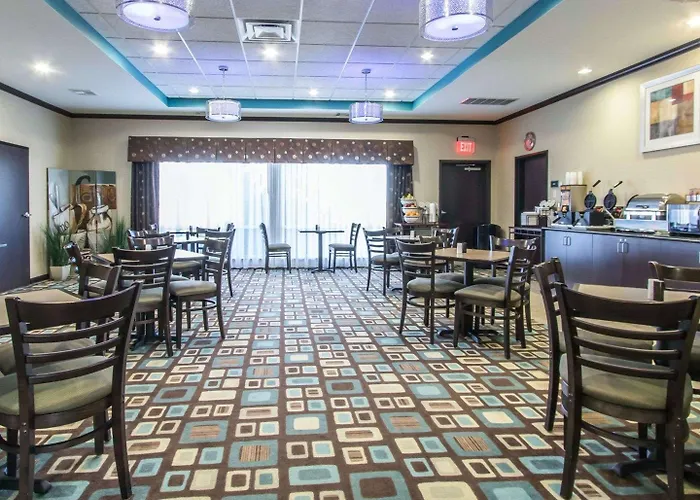 Comfort Inn & Suites Oklahoma City West - I-40