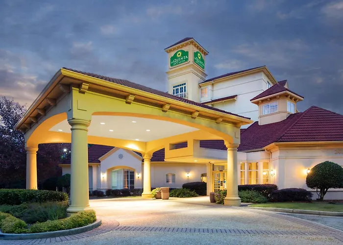 La Quinta By Wyndham Atlanta Ballpark/Galleria