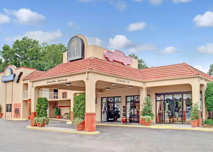 Days Inn By Wyndham At Graceland