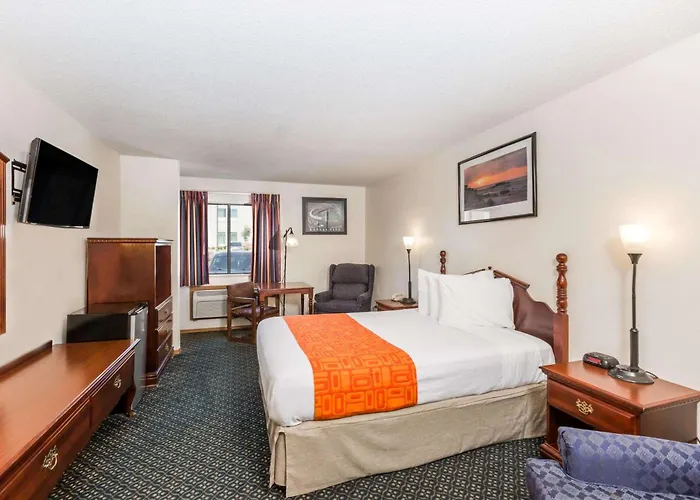 Howard Johnson By Wyndham Wichita Airport