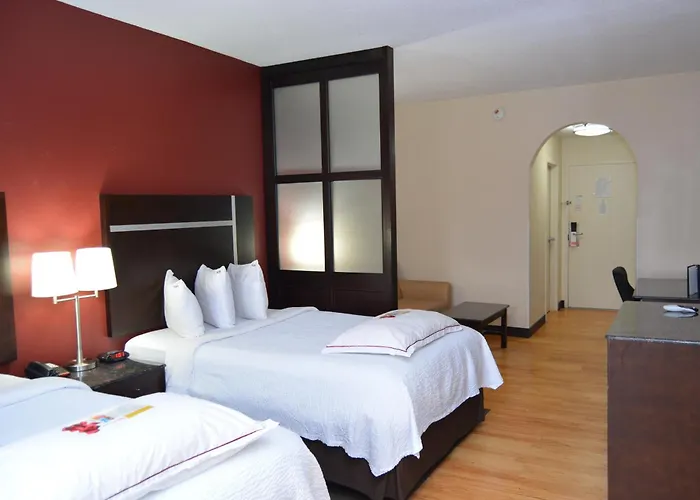 Red Roof Inn Plus+ & Suites Chattanooga - Downtown