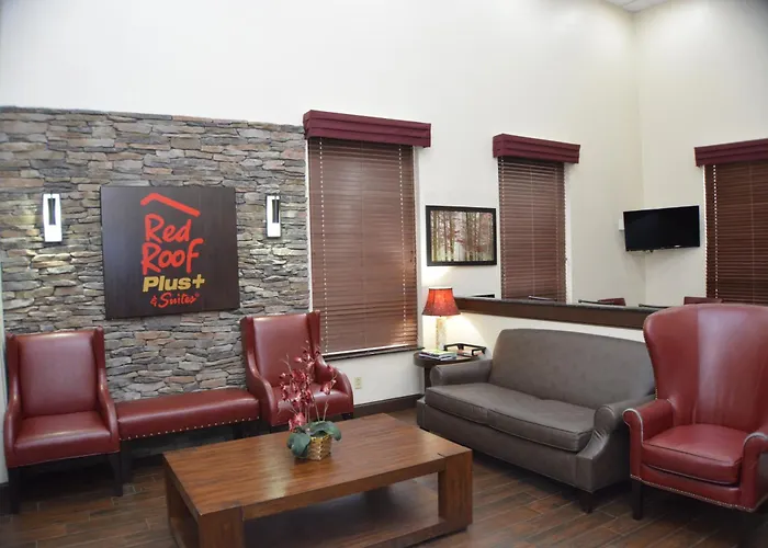 Red Roof Inn Plus+ & Suites Chattanooga - Downtown