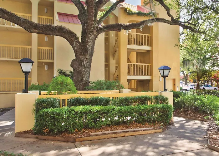 La Quinta Inn & Suites By Wyndham Riverview