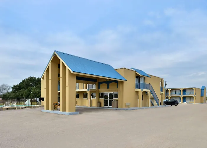 Americas Best Value Inn Schulenburg