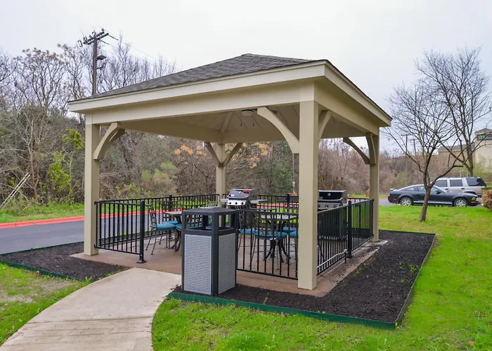 Candlewood Suites Austin- By Ihg