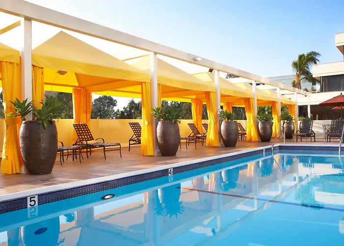Newport Beach Dog Friendly Hotels