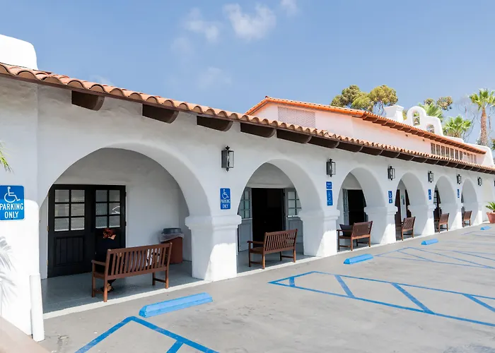 Hampton Inn & Suites San Clemente - Fully Renovated