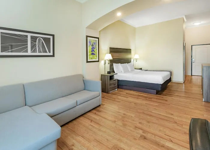 La Quinta By Wyndham Garland Harbor Point