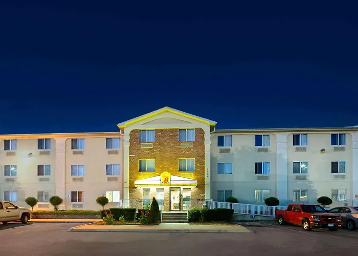 Super 8 By Wyndham Plano/Dallas Area