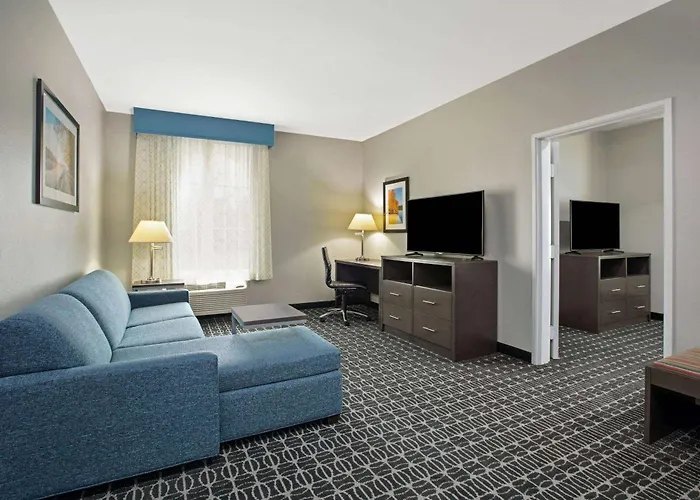 Sulphur Springs Dog Friendly Hotels
