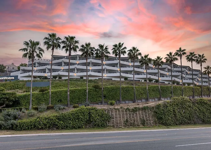 The Encinitan Hotel & Suites