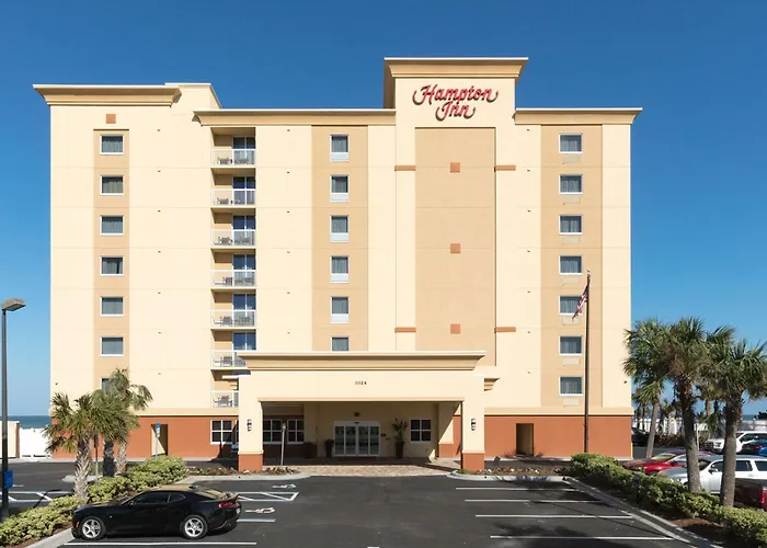 Hampton Inn /Beachfront