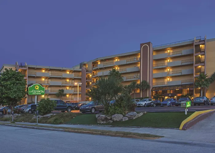 La Quinta By Wyndham Cocoa Beach Oceanfront
