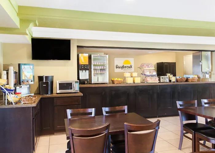 Days Inn By Wyndham San Jose Airport