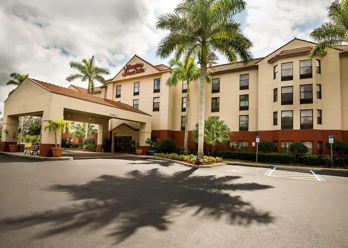 Hampton Inn & Suites Fort Myers Beach/Sanibel Gateway