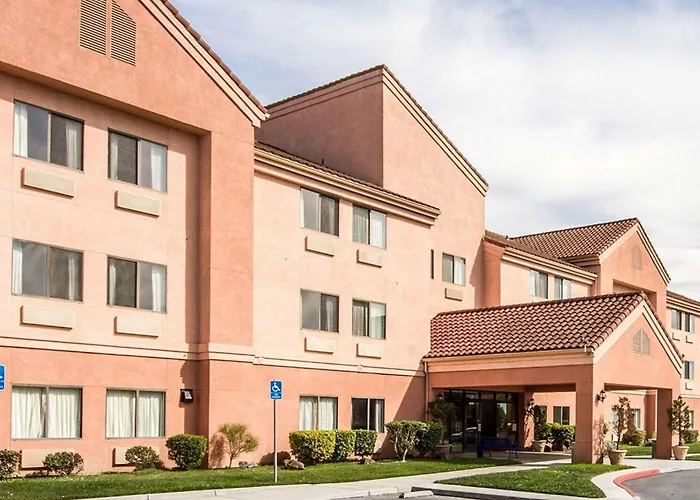 Pacific Coast Inn
