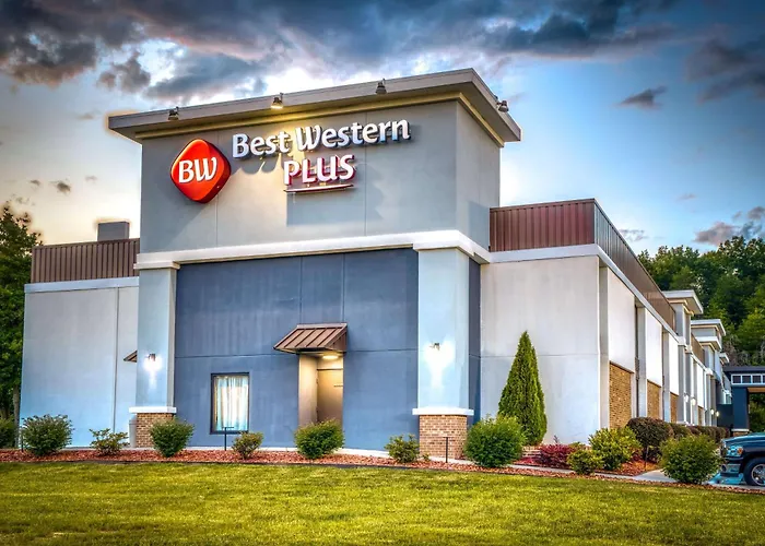Best Western Plus Yadkin Valley Inn & Suites