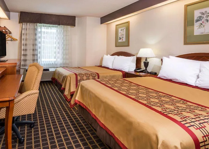 Days Inn By Wyndham Yadkinville