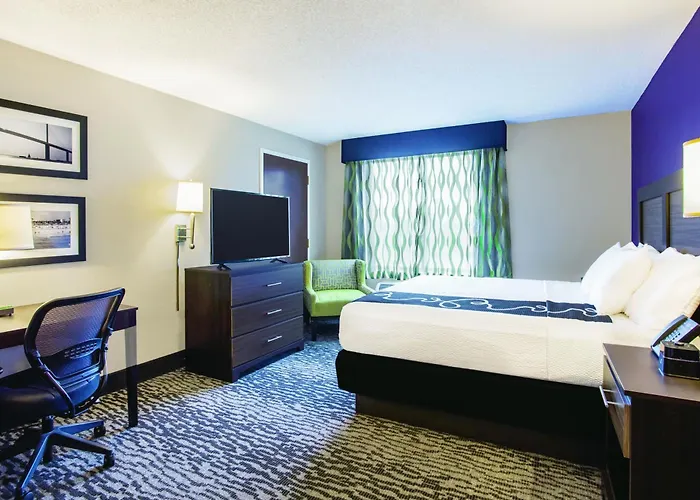 La Quinta By Wyndham Clearwater South