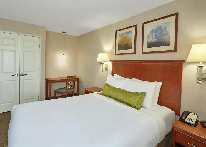Candlewood Suites Aurora-Naperville By Ihg