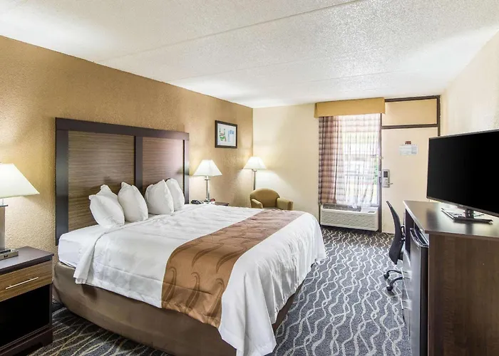 Quality Inn Forest City