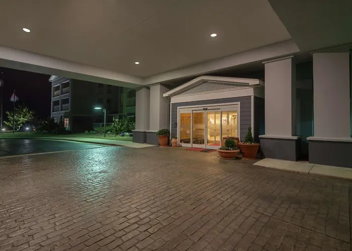 Hampton Inn & Suites Outer Banks/